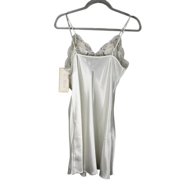 Val Mode Vintage Two Piece Lingerie Wedding M/L Nightgown Robe Lace New - Picture 4 of 16